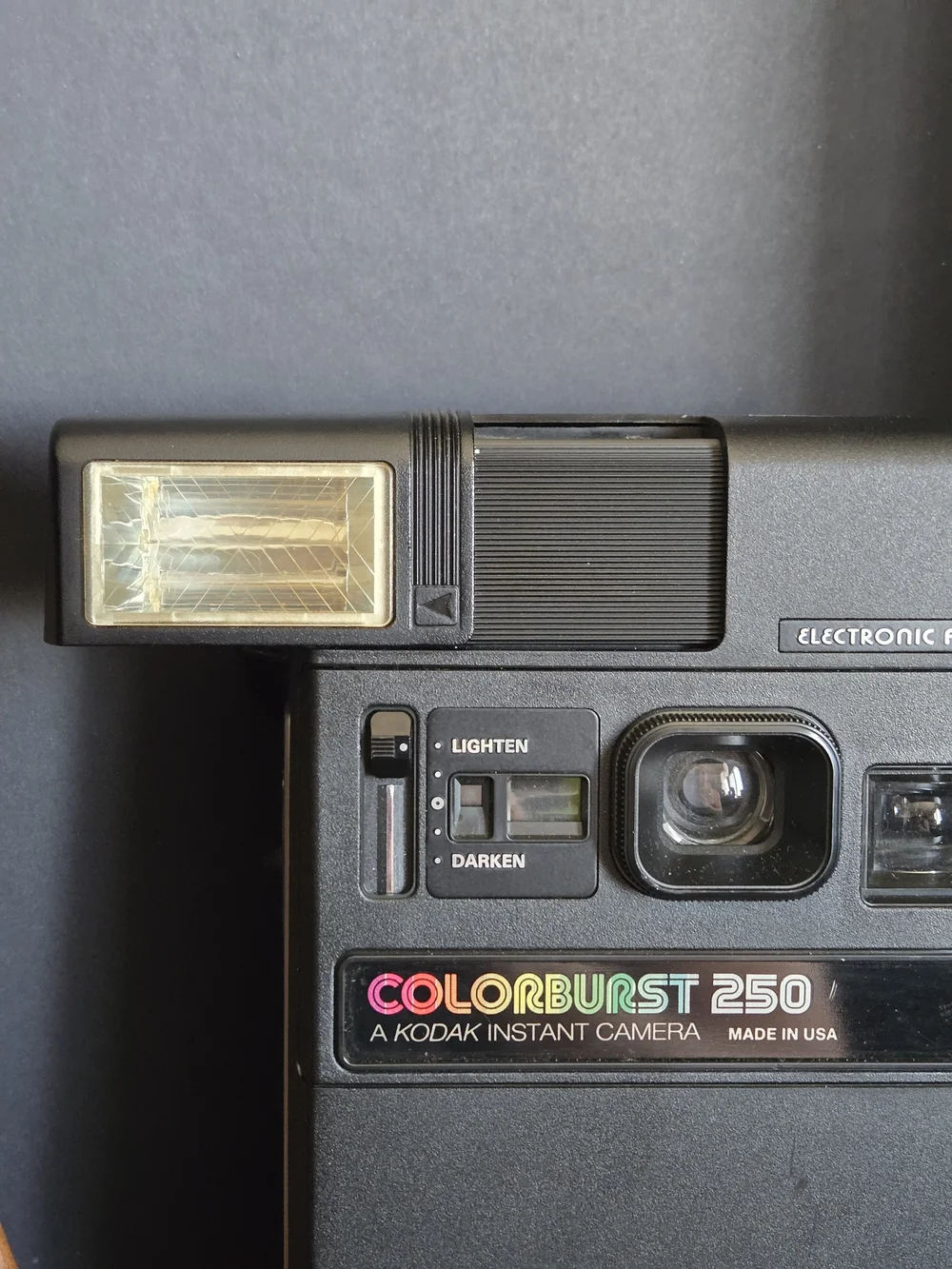 Vintage Kodak Colorburst 250 Instant Camera Polaroid w/Strap & Case UNTESTED